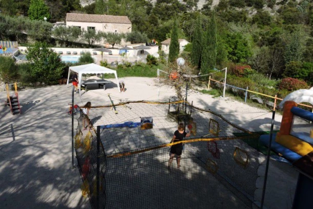 Camping Les Terrasses Provençales 3*, Camping 4* à Venterol (Drôme) - Location Tente équipée pour 4 personnes - Photo N°8