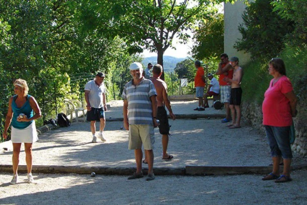Camping Les Terrasses Provençales 3*, Camping 4* à Venterol (Drôme) - Location Tente équipée pour 4 personnes - Photo N°10