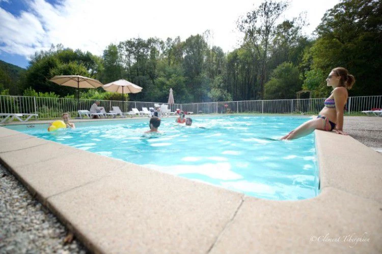 Camping Flower camping L'Arize 4*, Camping 4* à La Bastide de Sérou (Ariège) - Location Mobil Home pour 8 personnes - Photo N°5