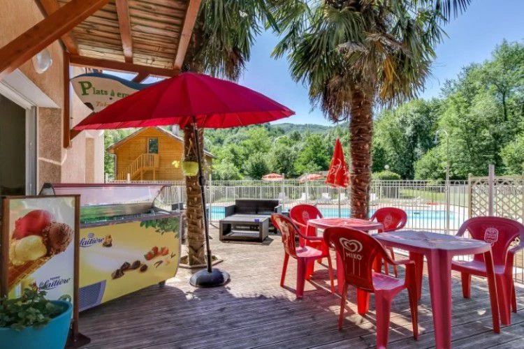 Camping Flower camping L'Arize 4*, Camping 4* à La Bastide de Sérou (Ariège) - Location Mobil Home pour 8 personnes - Photo N°14