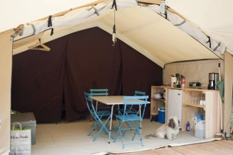 Camping Huttopia Calvados - Normandie 4*, Camping 4* à Moyaux (Calvados) - Location Tente équipée pour 4 personnes