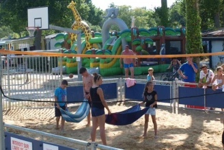 Camping La Cailletière 3*, Camping 3* à Dolus d'Oléron (Charente Maritime) - Location Tente équipée pour 4 personnes - Photo N°13