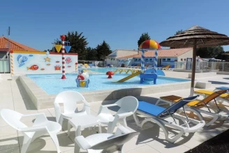 Camping La Guichardiere 3*, Camping 3* à La Plaine sur Mer (Loire Atlantique) - Location Mobil Home pour 3 personnes - Photo N°5
