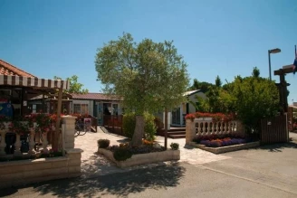 Camping La Guichardiere 3*, Camping 3* à La Plaine sur Mer (Loire Atlantique) - Location Mobil Home pour 3 personnes - Photo N°19
