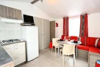 Camping Le Bel Air 5*, Camping 5* à Château d'Olonne (Vendée) - Location Mobil Home pour 5 personnes - Photo N°12
