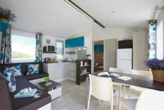 Camping Le Bel Air - 5*, Camping 5* à L'Île d'Olonne (Vendée) - Location Mobil Home pour 8 personnes - Photo N°2