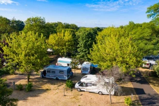 Camping de Montlouis-sur-Loire 3*, Camping 3* à Montlouis sur Loire (Indre et Loire) - Location Mobil Home pour 6 personnes - Photo N°6