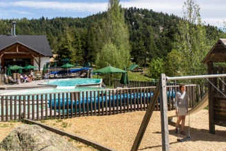 Camping Huttopia Font-Romeu 3*, Camping 3* à Font Romeu Odeillo Via (Pyrénées Orientales) - Location Tente équipée pour 5 personnes - Photo N°12