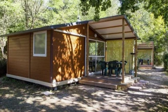 Camping La Marette 3*, Camping 3* à Joannas (Ardèche) - Location Mobil Home pour 4 personnes - Photo N°1