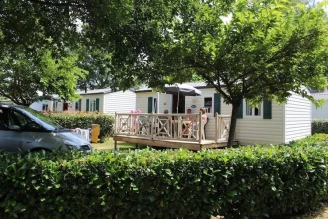 Camping La Sole 4*, Camping 4* à Puybrun (Lot) - Location Mobil Home pour 6 personnes - Photo N°1