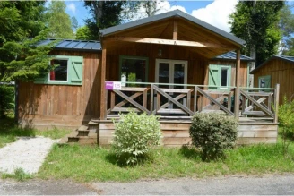 Camping Le Moulin 4*, Camping 4* à Patornay (Jura) - Location Chalet pour 5 personnes - Photo N°1