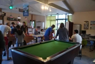 Camping Le Repaire 3*, Camping 3* à Thiviers (Dordogne) - Location Mobil Home pour 4 personnes - Photo N°4