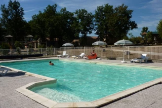 Camping Les Chalets de Dordogne 3*, Camping 3* à Razac d'Eymet (Dordogne) - Location Chalet pour 4 personnes - Photo N°3