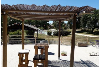Camping Les Chalets de Dordogne 3*, Camping 3* à Razac d'Eymet (Dordogne) - Location Chalet pour 4 personnes - Photo N°7