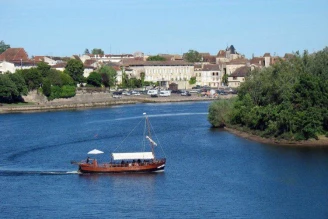 Camping Les Chalets de Dordogne 3*, Camping 3* à Razac d'Eymet (Dordogne) - Location Chalet pour 4 personnes - Photo N°11