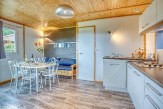 Camping Les Chalets de Dordogne 3*, Camping 3* à Razac d'Eymet (Dordogne) - Location Chalet pour 4 personnes - Photo N°14
