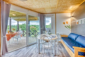 Camping Les Chalets de Dordogne 3*, Camping 3* à Razac d'Eymet (Dordogne) - Location Chalet pour 4 personnes - Photo N°16