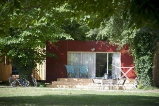 Camping Huttopia Les Châteaux 3*, Camping 3* à Bracieux (Loir et Cher) - Location Mobil Home pour 5 personnes - Photo N°1