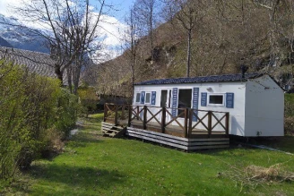 Camping Pyrénées Natura 4*, Camping 4* à Estaing (Hautes Pyrénées) - Location Mobil Home pour 4 personnes - Photo N°1
