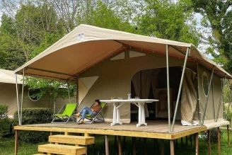 Camping Saint Lambert 3*, Camping 3* à Millau (Aveyron) - Location Tente équipée pour 4 personnes - Photo N°1