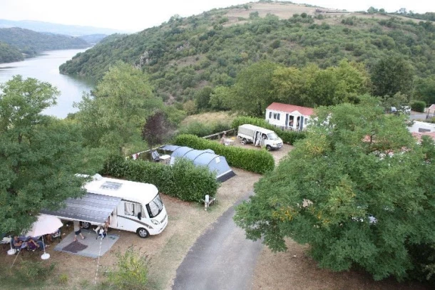 Camping De Mars 4*, Camping 4* à Cordelle (Loire) - Location Tente équipée pour 4 personnes - Photo N°16
