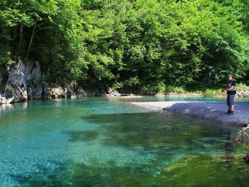 Camping des Gaves 4*, Camping 4* à Laruns (Pyrénées Atlantiques) - Location Tente équipée pour 5 personnes - Photo N°8