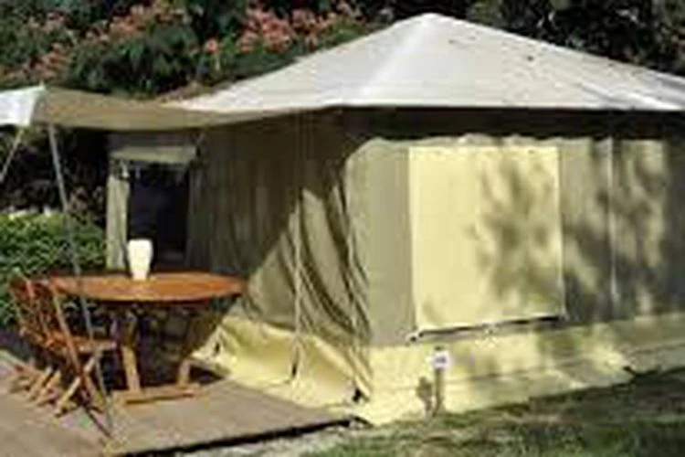 Camping La Grande Veyière 3*, Camping 3* à Molières (Dordogne) - Location Tente équipée pour 4 personnes - Photo N°19