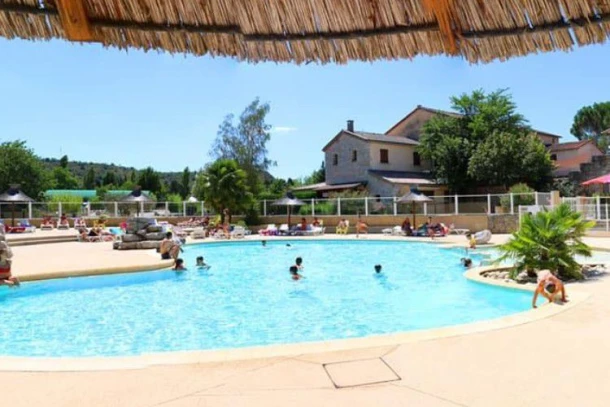 Camping La Plaine 4*, Camping 4* à Rosières (Ardèche) - Location Mobil Home pour 4 personnes - Photo N°4