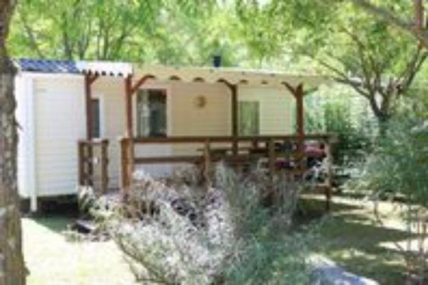 Camping La Plaine 4*, Camping 4* à Rosières (Ardèche) - Location Mobil Home pour 4 personnes - Photo N°17