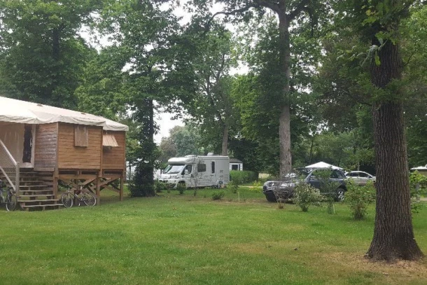 Camping Le Port Mulon 3*, Camping 3* à Nort sur Erdre (Loire Atlantique) - Location Tente équipée pour 4 personnes - Photo N°8