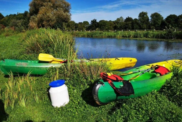 Camping Le Port Mulon 3*, Camping 3* à Nort sur Erdre (Loire Atlantique) - Location Tente équipée pour 4 personnes - Photo N°12