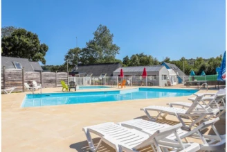 Camping Baie De Terenez 3*, Camping 3* à Plouezoc'h (Finistère) - Location Mobil Home pour 4 personnes - Photo N°2