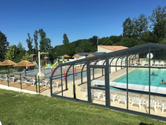 Camping Campilô 4*, Camping 4* à Aubigny (Vendée) - Location Tente équipée pour 4 personnes - Photo N°3