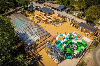 Camping L'Orée du Bois 4* - Ze collection, Camping 4* à Hourtin (Gironde) - Location Mobil Home pour 5 personnes - Photo N°2