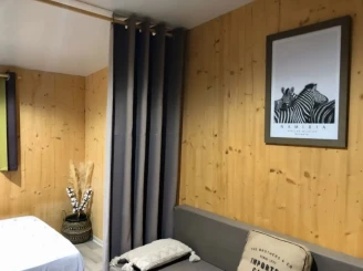 Camping La Grange Neuve 3*, Camping 3* à Sigean (Aude) - Location Roulotte pour 2 personnes - Photo N°4