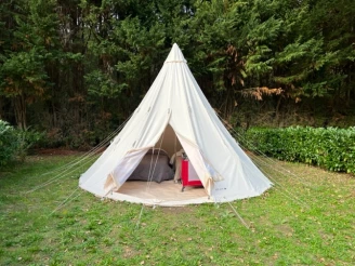 Camping La Rivière Dorée 3*, Camping 3* à Bagneaux sur Loing (Seine et Marne) - Location Yourte pour 5 personnes - Photo N°4