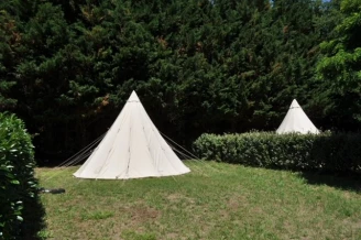 Camping La Rivière Dorée 3*, Camping 3* à Bagneaux sur Loing (Seine et Marne) - Location Yourte pour 5 personnes - Photo N°1