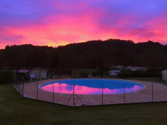 Camping Le Casties 3*, Camping 3* à Casties Labrande (Haute Garonne) - Location Mobil Home pour 4 personnes - Photo N°2