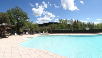 Camping Le Val d'Hérault 4*, Camping à Brissac (Hérault) - Location Mobil Home pour 4 personnes - Photo N°2