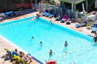 Camping Les Lauriers Roses 4*, Camping 4* à Saint Aygulf (Var) - Location Mobil Home pour 4 personnes - Photo N°3