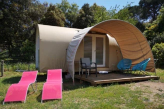 Camping Les Lauriers Roses 4*, Camping 4* à Saint Aygulf (Var) - Location Tente équipée pour 4 personnes - Photo N°1