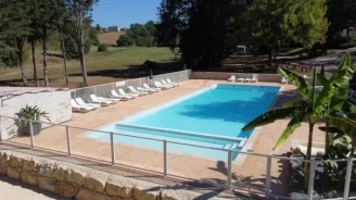 Camping Le Valenty 3*, Camping 3* à Soturac (Lot) - Location Mobil Home pour 6 personnes - Photo N°2
