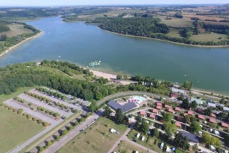 Camping de la Liez 5*, Camping 5* à Peigney (Haute Marne) - Location Mobil Home pour 6 personnes - Photo N°4