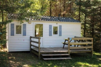 Camping La Grande Prade 3*, Camping 3* à La Cassagne (Dordogne) - Location Mobil Home pour 4 personnes - Photo N°1