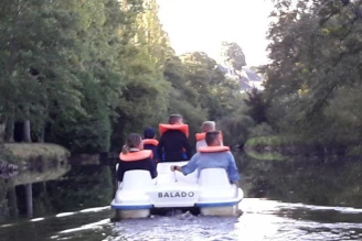 Camping Le Parc de Vaux 3*, Camping 3* à Ambrières les Vallées (Mayenne) - Location Chalet pour 4 personnes - Photo N°18
