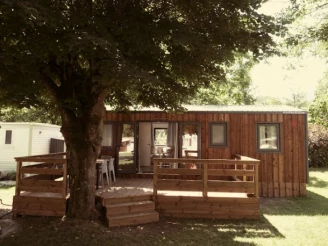 Camping du Pays de Beille, Camping 2* à Les Cabannes (Ariège) - Location Mobil Home pour 6 personnes - Photo N°3