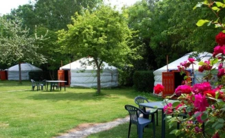 Camping Village Insolite , Camping 1* à Saint Benoît des Ondes (Ille et Vilaine) - Location Yourte pour 2 personnes - Photo N°8