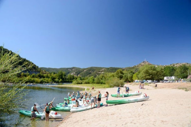 Camping Aloha Plage 4*, Camping 4* à Sampzon (Ardèche) - Location Mobil Home pour 6 personnes - Photo N°5