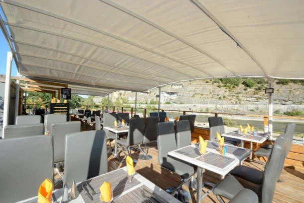 Camping Aloha Plage 4*, Camping 4* à Sampzon (Ardèche) - Location Mobil Home pour 6 personnes - Photo N°6