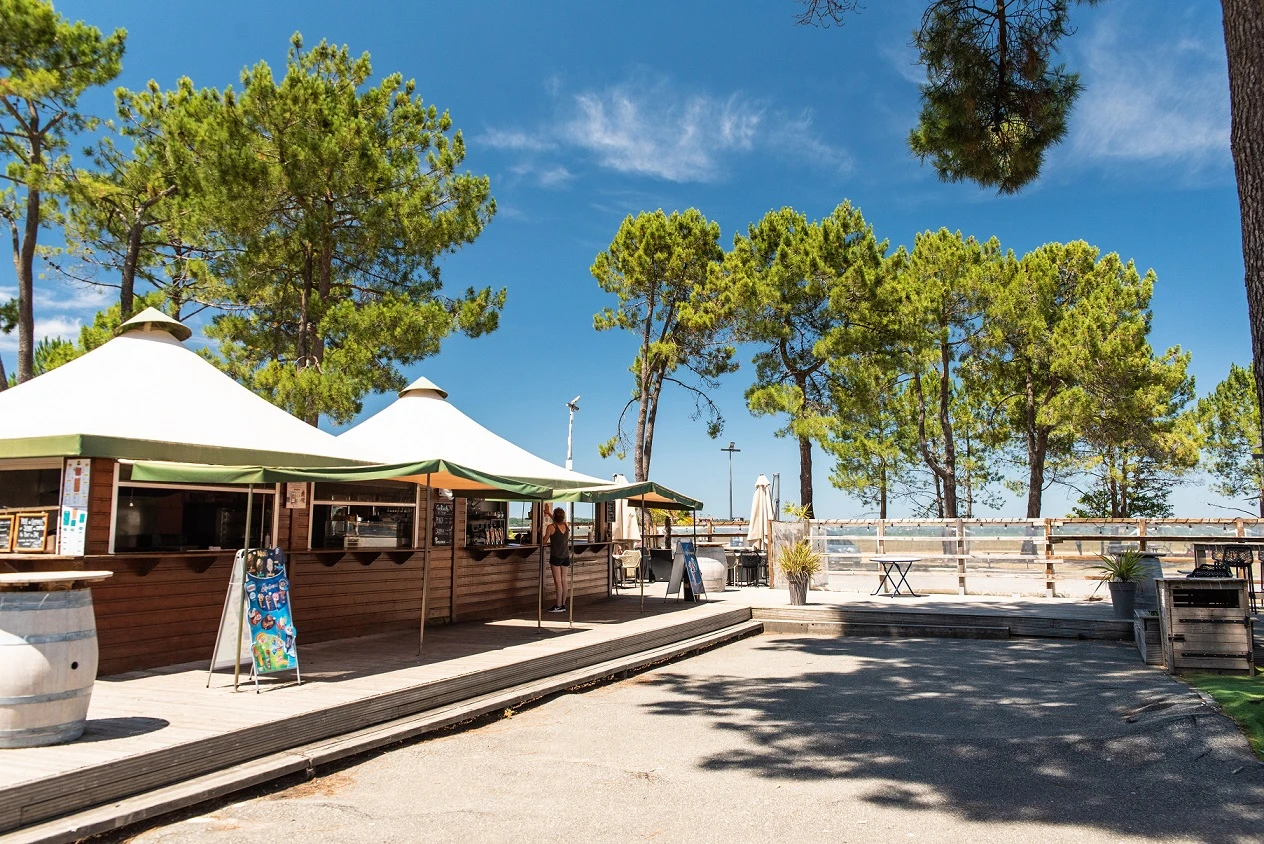 Camping Navarrosse-Plage 4* - Ze collection, Camping 4* à Biscarrosse Lac (Landes) - Location Mobil Home pour 5 personnes - Photo N°11